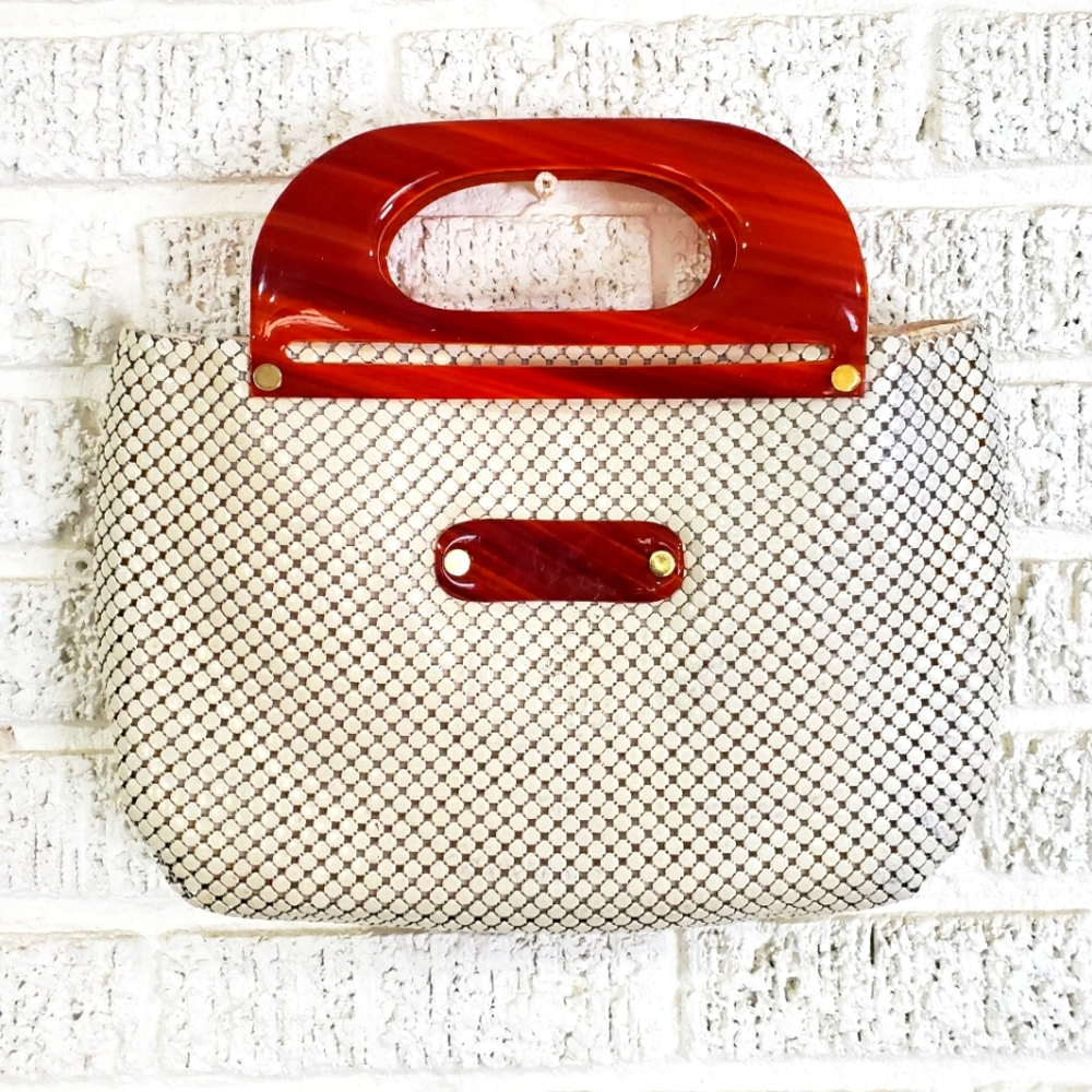 Vintage 1920's Whiting & Davis Co White Mesh Purse - Picture 2 of 9